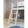 Halfhoog evolutief bed met boomhut en schuine ladder - WHITE